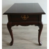 Image 4 : QUEEN ANNE STYLE CHERRY SIDE TABLE