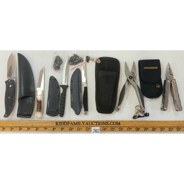 LOT OF 6 - ASSORTED FOLDING TOOLS & KNIVES