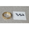 Image 3 : WOMEN'S 10K GOLD RING 