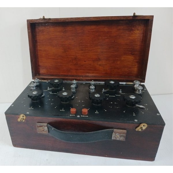 CAMBRIDGE INSTRUMENTS DECADE RESISTANCE BRIDGE