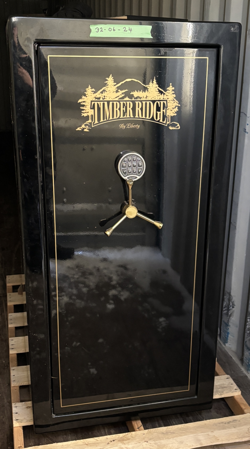 Timber Ridge Pi TIMBER RIDGE BY LIBERTY GUN SAFE W/ COMBO - Kidd Family Auctions