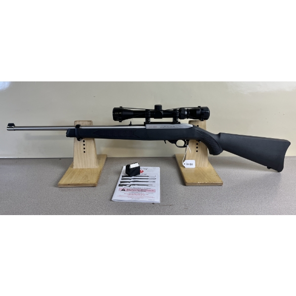 RUGER 10/22 IN .22 LR