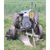 Image 4 : GIBSON TRACTOR WITH ATTACHMENTS