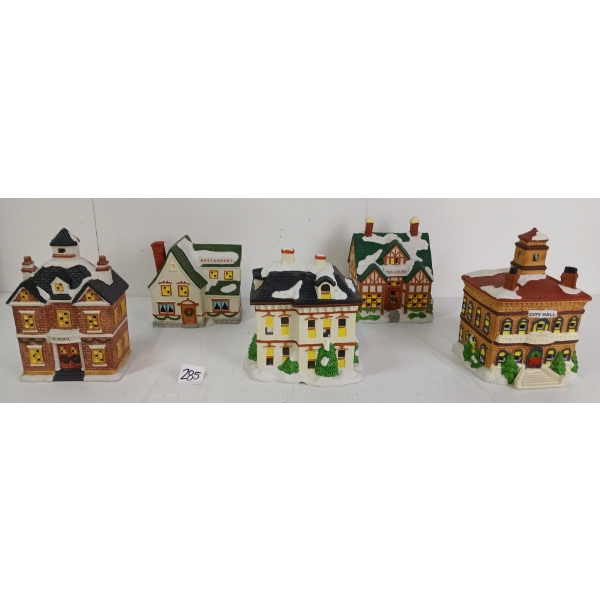 JOB LOT - HOLIDAY COLLECTIONS PORCELAIN HOMES & ACCESSORIES - INCL RESTAURANT, SCHOOL, ETC