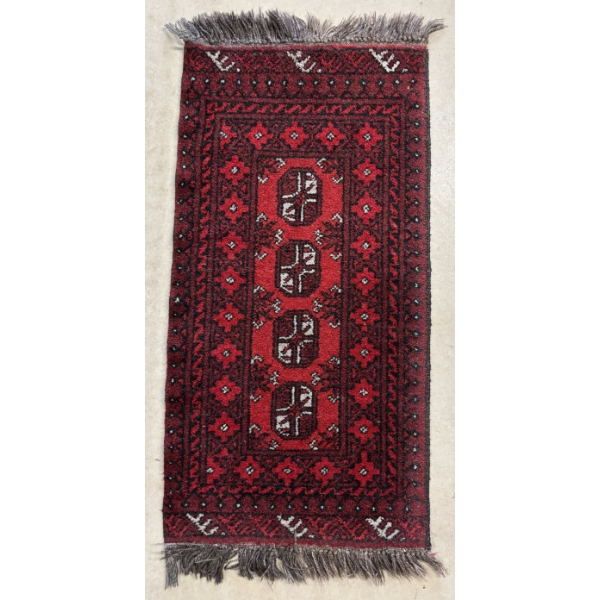 BED SIDE RUG - 20 X 38 INCH