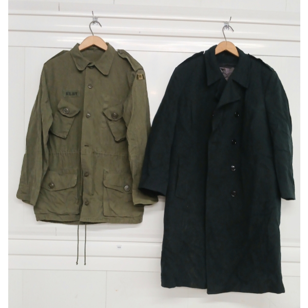 LOT OF 2 - WOMEN'S MILITARY OVERCOAT & MEN'S CAMO SHIRT