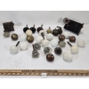 Image 1 : QTY OF DOOR HARDWARE - INCL PORCELAIN & GLASS KNOBS
