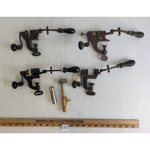 QTY OF VINTAGE RELOADING TOOLS