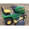 Image 2 : JOHN DEERE X300 LAWN TRACTOR - 462 HRS
