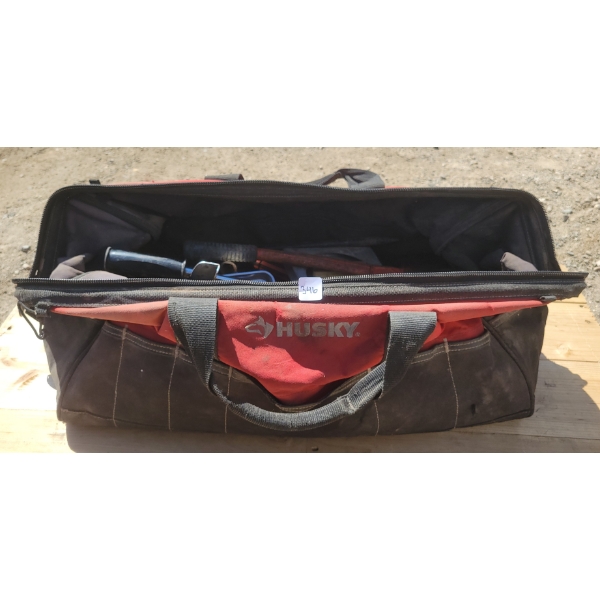 JOB LOT - HUSKY TOOL BAG, CROWBAR, BOLT CUTTERS ETC.