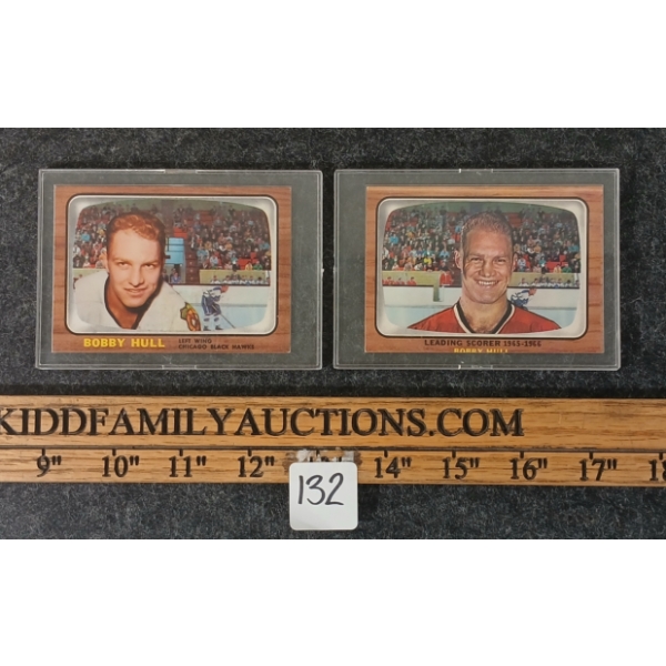 LOT OF 2 - 1966-1967 OPC CHICAGO BLACK HAWKS #64 & 112 BOBBY HULL - HOCKEY CARDS