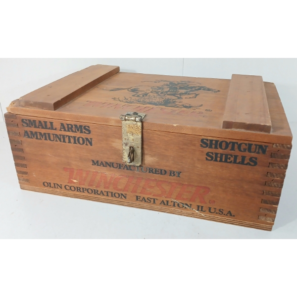 WINCHESTER SMALL ARMS AMMO DOVE-TAILED CHEST