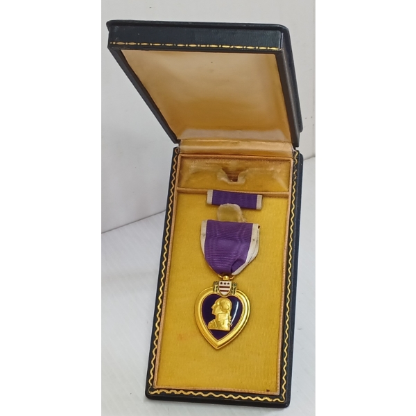 PURPLE HEART MILITARY MERIT MEDAL W/ CASE