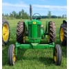 Image 2 : JOHN DEERE 520 TRACTOR - ADJUSTABLE WIDE FRONT END - 1957