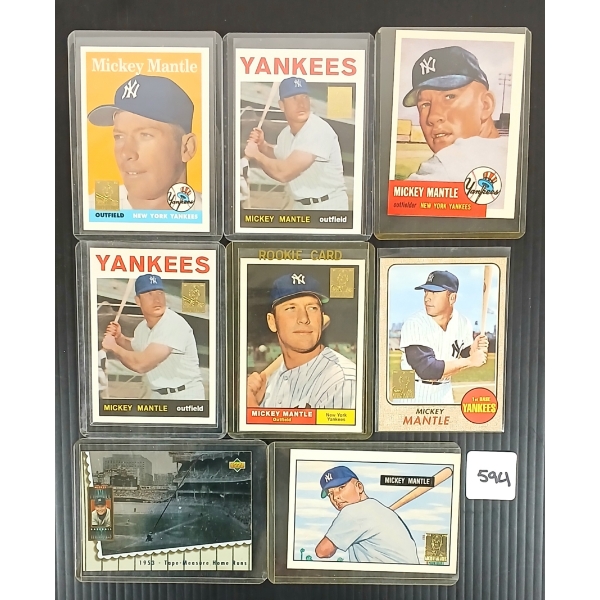 LOT OF 8 - MICKEY MANTLE BASEBALL CARDS 