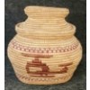 Image 4 : LIDDED GRASS BASKET W/ HELICOPTER PATTERN