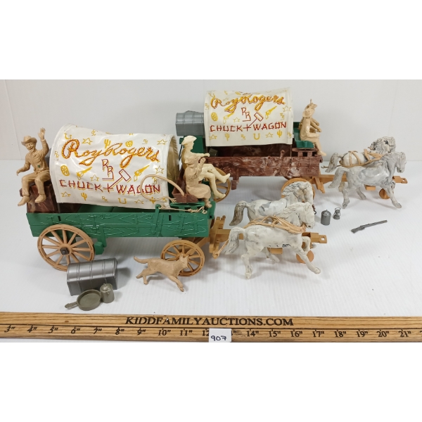 LOT OF 2 - ROY ROGERS CHUCK WAGONS W/ ACCESS.