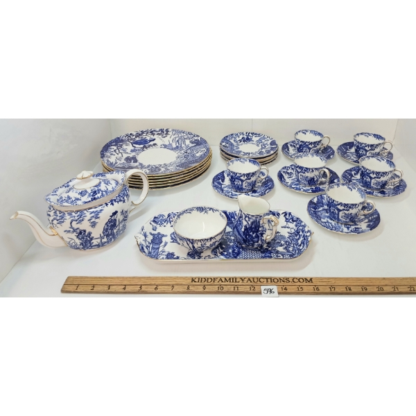 LOT OF 28 - ROYAL CROWN DERBY BLUE MIKADO PORCELAIN PCS - PLATES, TEAPOT, CREAMER, ETC