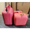 Image 5 : LOT OF 2 - 2.5GAL FUEL CANS