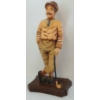 Image 1 : GENTLEMAN GOLFER CARVED STATUE
