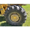 Image 2 : MF 2200 TRACTOR W/ 100 LOADER, BUCKET & BALE SPEAR 