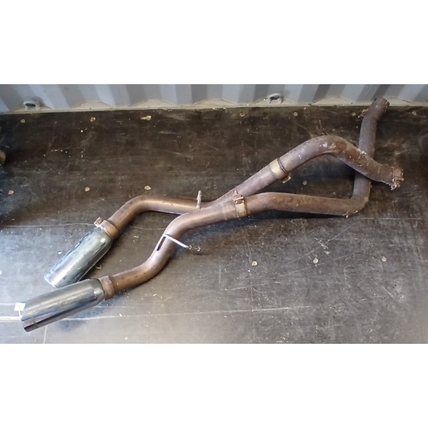 LOT OF 2 - MAGNAFLOW PERFORMANCE EXHAUSTS