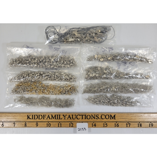 QTY OF SWIVELS & CLAMPS