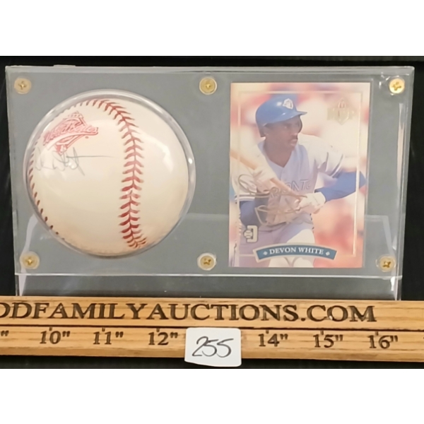 1992 MVP MLB TORONTO BLUE JAYS DEVON WHITE CARD & BASEBALL - AUTOGRAPHED
