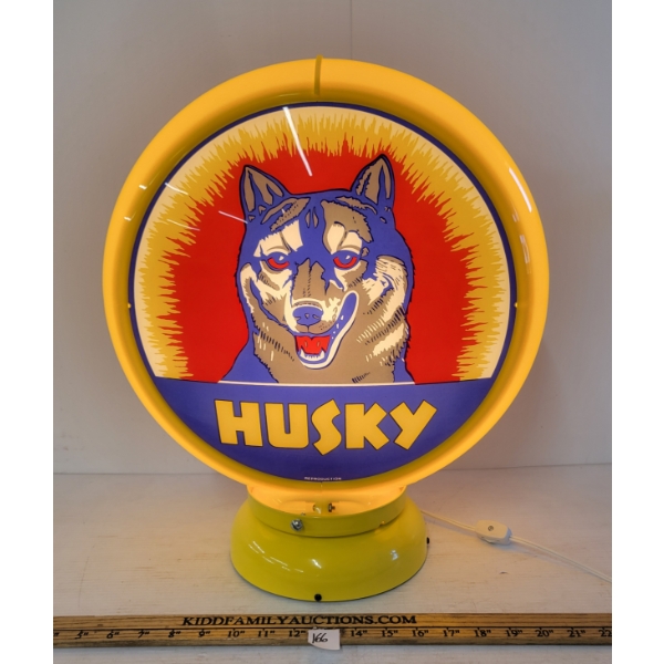 HUSKY PLASTIC GAS PUMP GLOBE LIGHT