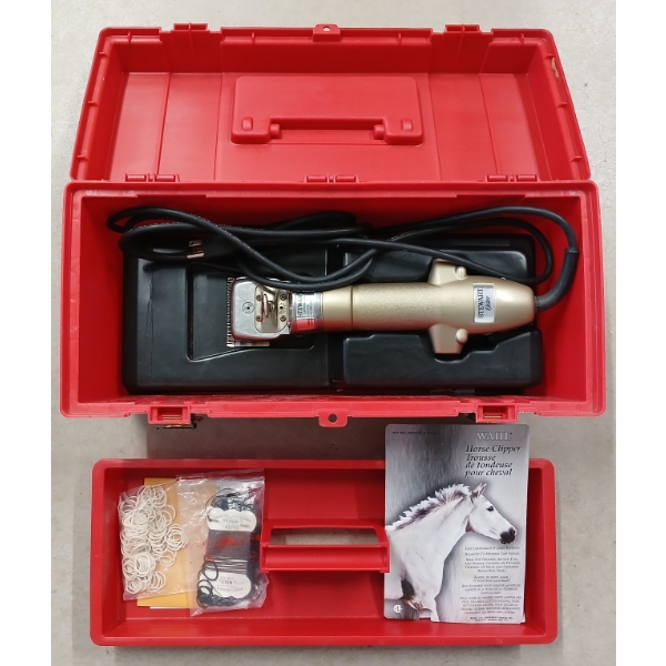 LOT OF 2 - OSTER STEWART MODEL 510A CLIPMASTER & PLANO TOOLBOX