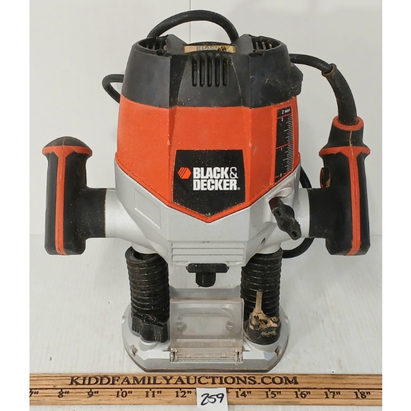 BLACK & DECKER 1200W PLUNGE ROUTER