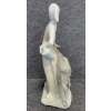 Image 2 : LLADRO "GIRL W/ PITCHER & GOAT" FIGURINE 