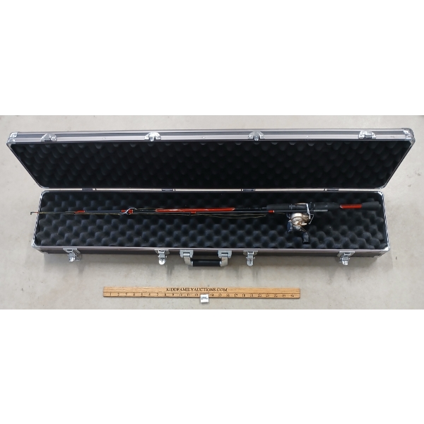 LOT OF 2 - HARD CASE & SHAKESPEARE OUTCAST FISHING POLE