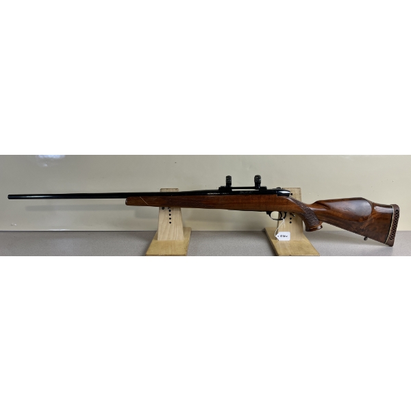 WEATHERBY MKV IN .300 WEATHERBY MAG 