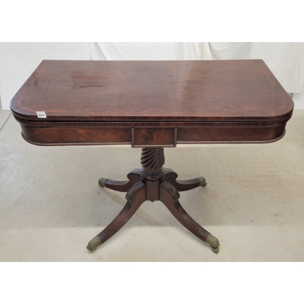 MAHOGANY DUNCAN PHYFE STYLE GAMING TABLE