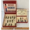 Image 1 : LOT OF 2 - BRITAINS SOLDIERS LEAD FIGURES - NO. 2101 U.S. MARINE CORPS COLOUR GUARD & 2117 ARMY BAND