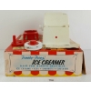 Image 3 : HASBRO FROSTY-FREEZE ICE CREAMER W/ ORIG BOX