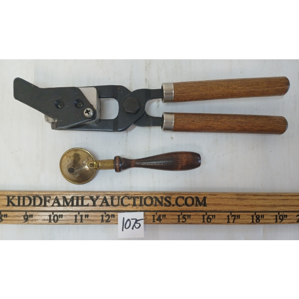 LOT OF 2 - LEE 90423 BULLET MOULD & BRASS FUNNEL