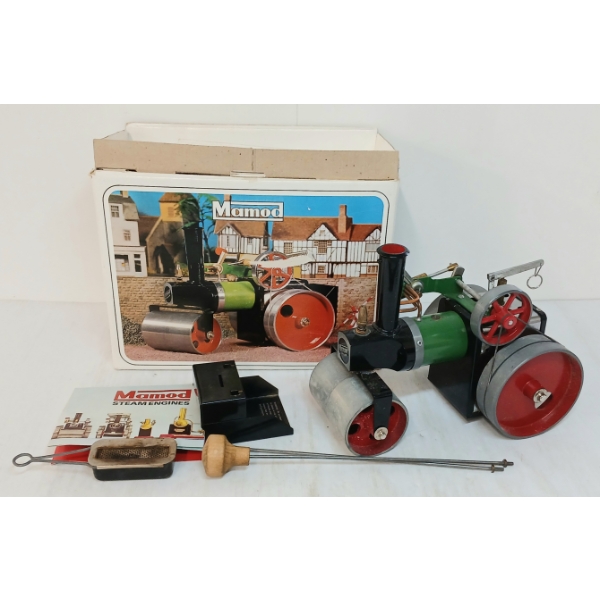 MAMOD PRESSED STEEL STEAM ROLLER MODEL