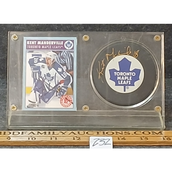 1992 SCORE NHL TORONTO MAPLE LEAFS KENT MANDERVILLE HOCKEY CARD & PUCK - AUTOGRAPHED