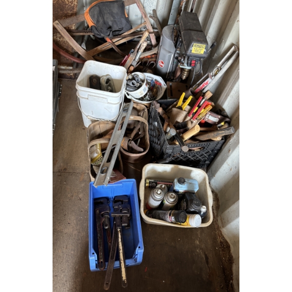 JOB LOT - WATER HEATER, DELTA DRILL PRESS, HAND TOOLS
