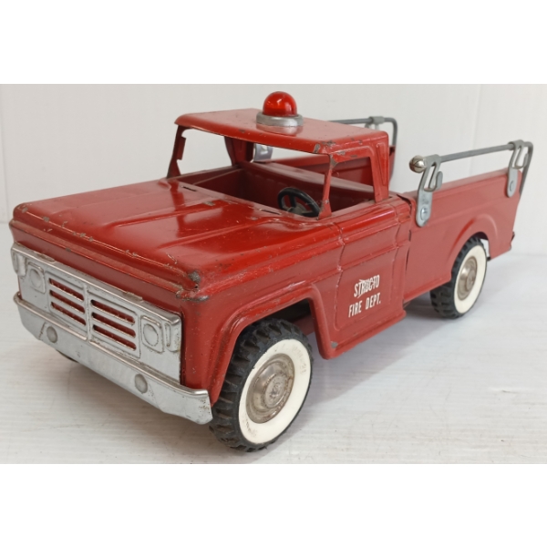 STRUCTO PRESSED STEEL FIRE TRUCK