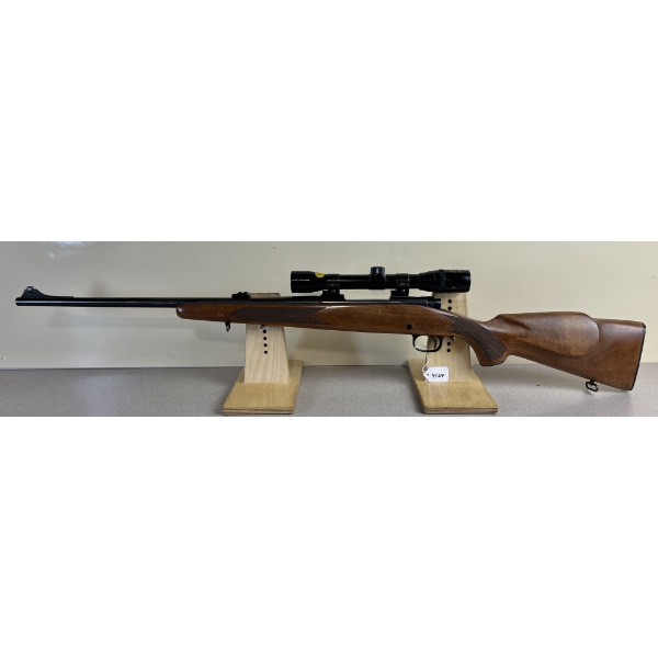 WINCHESTER MODEL 70 IN .222 REM 