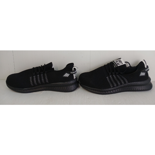 PAIR OF SAYT RLAE MEN'S SAFETY SHOES