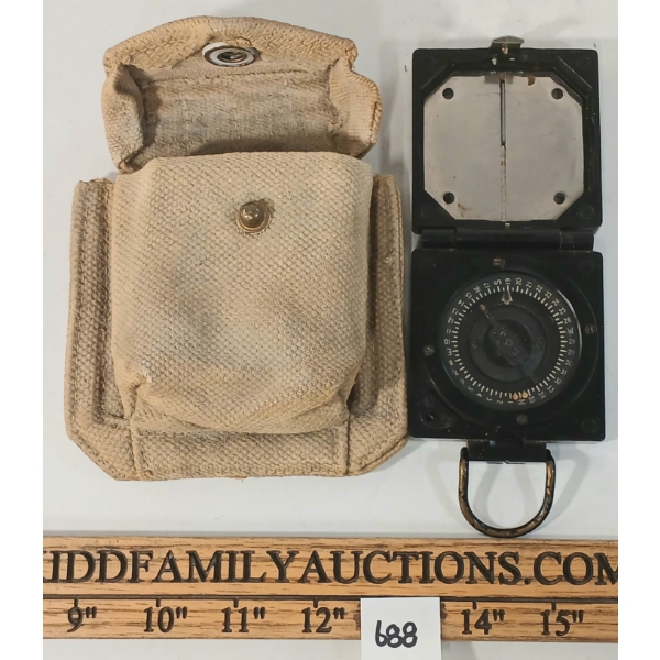 WWII CDN MK I MAGNETIC MARCHING COMPASS W/ CASE