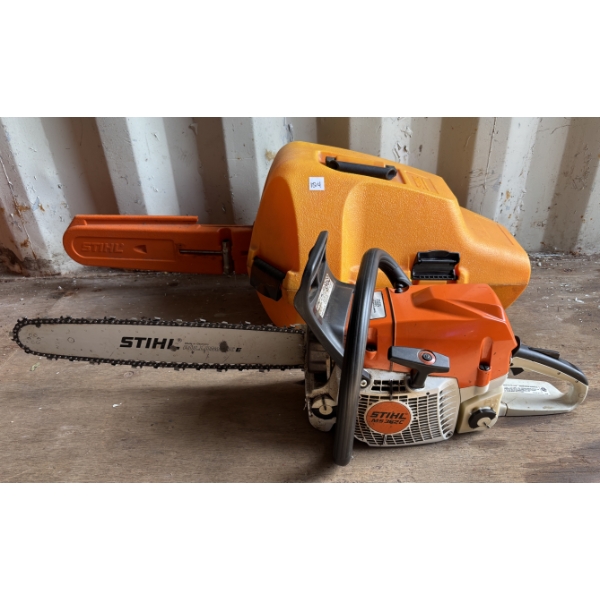 STIHL CHAINSAW - MODEL MS362C - W/ CASE