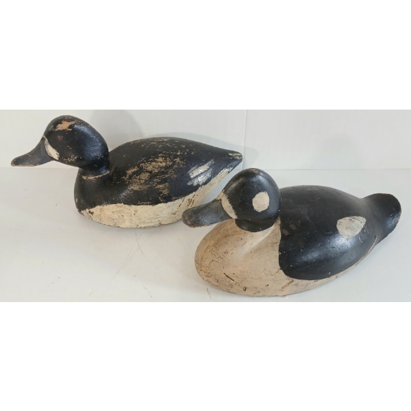 LOT OF 2 - VINTAGE DECOY DUCKS