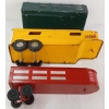 Image 4 : LOT OF 3 - ERTL & STRUCTO PRESSED STEEL LIVESTOCK TRAILERS
