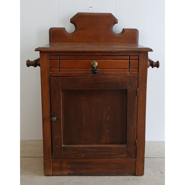 COLONIAL CHERRY? DOVETAILED POWDER CABINET 