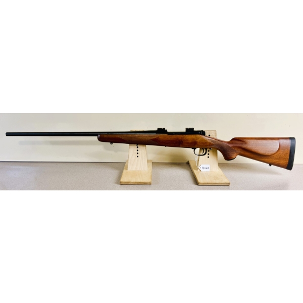 WINCHESTER MODEL 70 IN .270 WSM